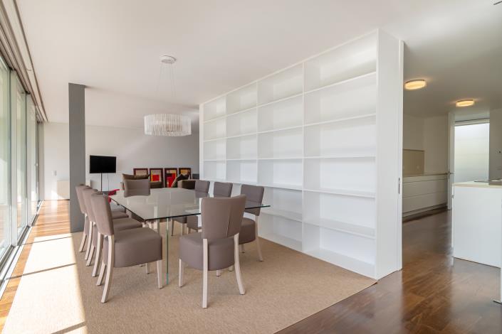 Image No.10-4 Bed House for sale