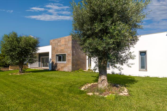 Image No.29-4 Bed House for sale