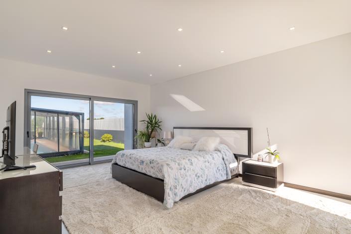 Image No.22-4 Bed House for sale