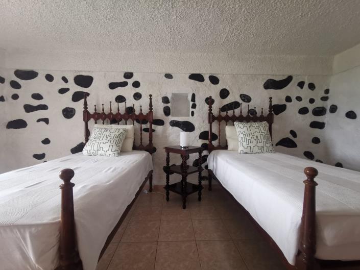 Image No.14-1 Bed Cottage for sale