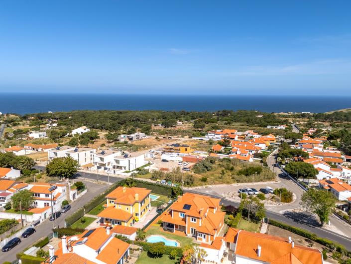 Image No.7-5 Bed House for sale