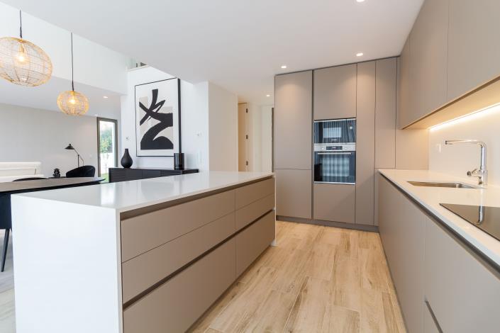 Image No.11-3 Bed Villa / Detached for sale