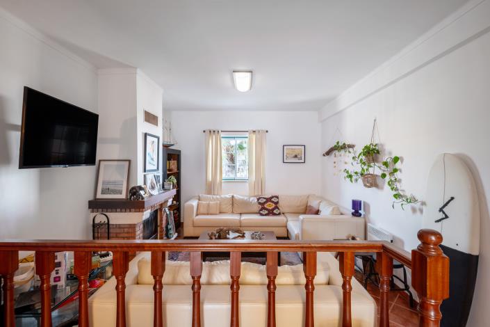 Image No.10-7 Bed Villa for sale