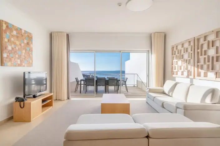 Image No.3-3 Bed Townhouse for sale