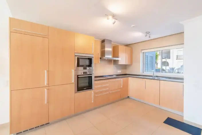 Image No.5-3 Bed Townhouse for sale