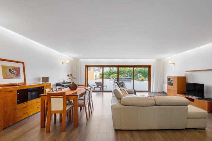 Image No.4-4 Bed Villa / Detached for sale