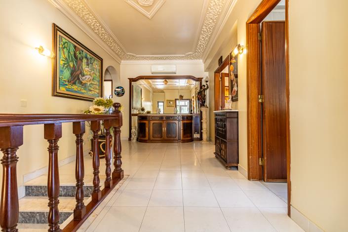 Image No.8-5 Bed Country House for sale