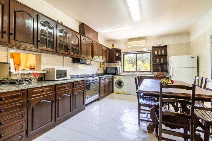 Image No.28-5 Bed Country House for sale