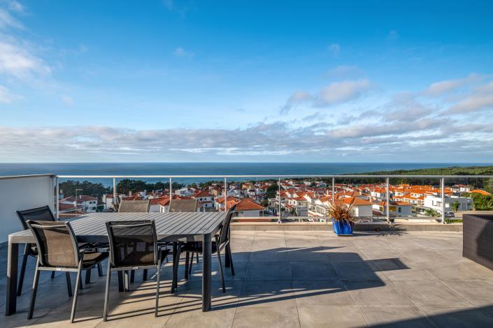 Image No.18-10 Bed Villa / Detached for sale