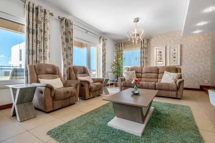 Image No.9-3 Bed House for sale