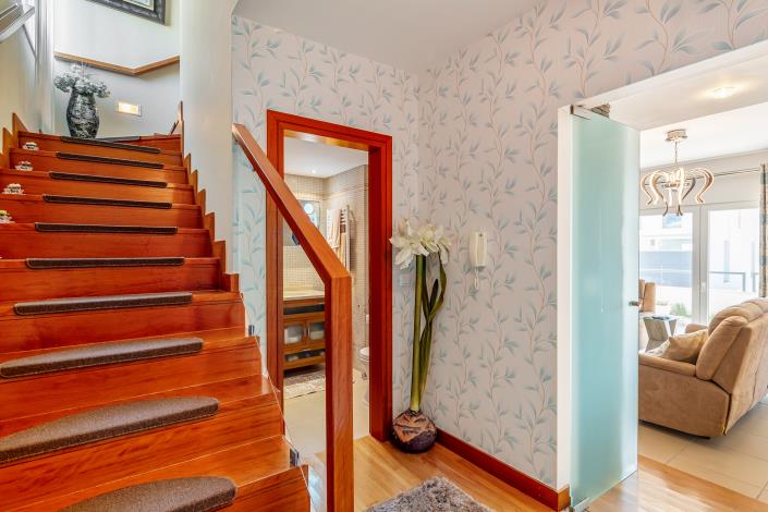 Image No.16-3 Bed House for sale