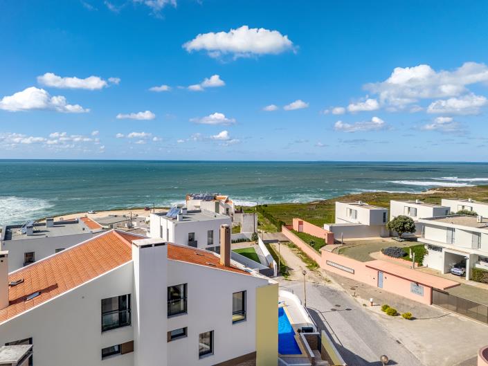 Image No.12-3 Bed House for sale