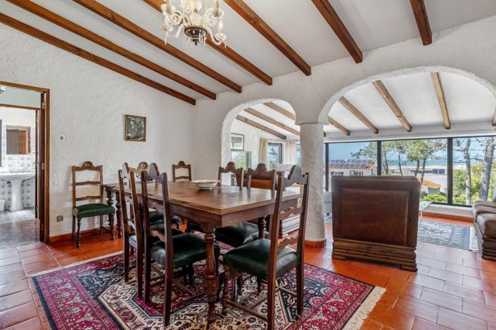 Image No.29-6 Bed House for sale