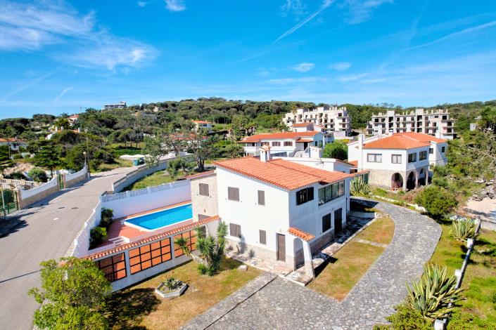 Image No.15-6 Bed House for sale