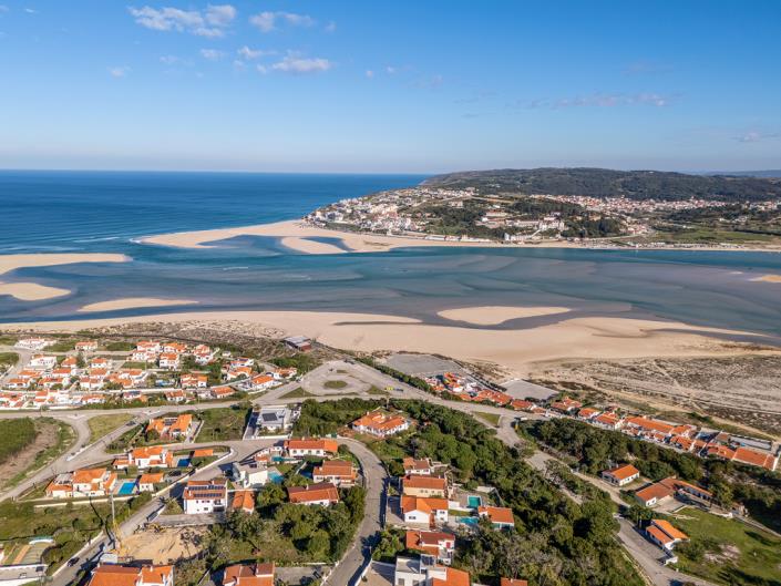 Image No.9-6 Bed House for sale