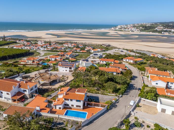 Image No.3-6 Bed House for sale