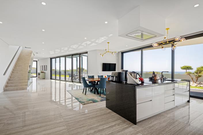 Image No.6-4 Bed Villa / Detached for sale