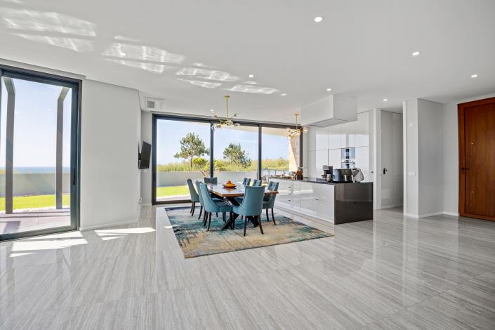 Image No.8-4 Bed Villa / Detached for sale