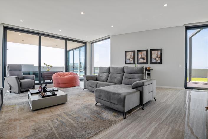 Image No.10-4 Bed Villa / Detached for sale