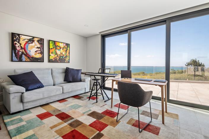 Image No.22-4 Bed Villa / Detached for sale