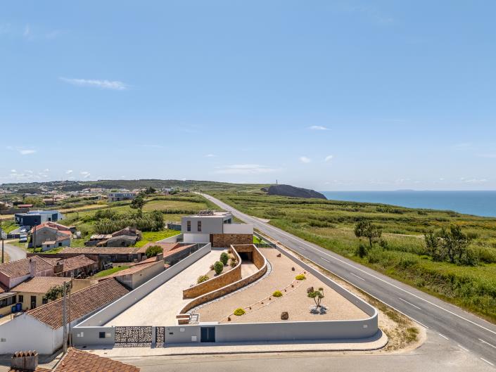 Image No.35-4 Bed Villa / Detached for sale