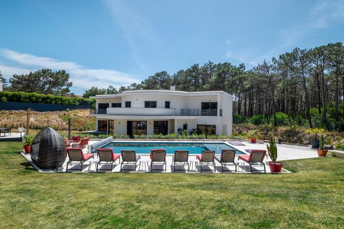 Image No.2-5 Bed Villa for sale