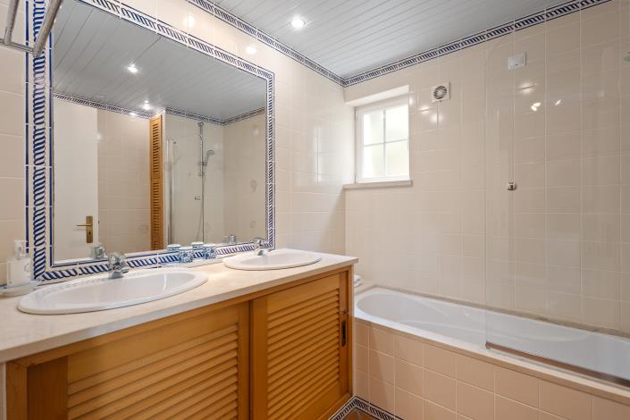 Image No.25-3 Bed Villa for sale