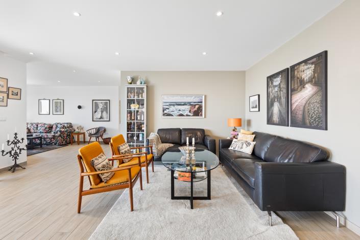 Image No.15-4 Bed Apartment for sale