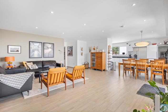 Image No.16-4 Bed Apartment for sale