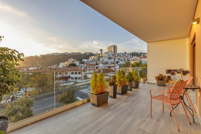 Image No.29-4 Bed Apartment for sale