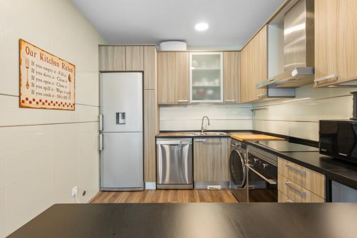 Image No.12-3 Bed Apartment for sale