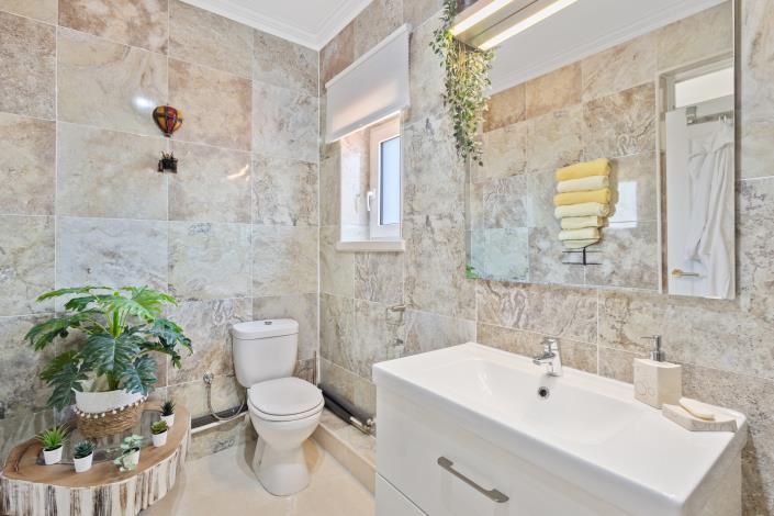 Image No.30-5 Bed Villa for sale