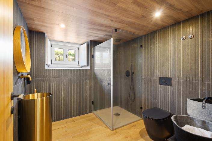 Image No.32-6 Bed Villa for sale