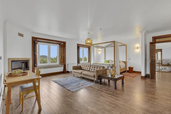 Image No.19-6 Bed Country House for sale