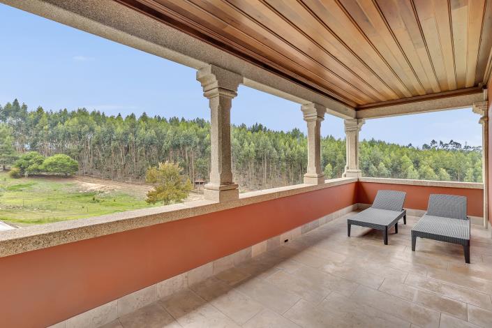 Image No.6-6 Bed Country House for sale