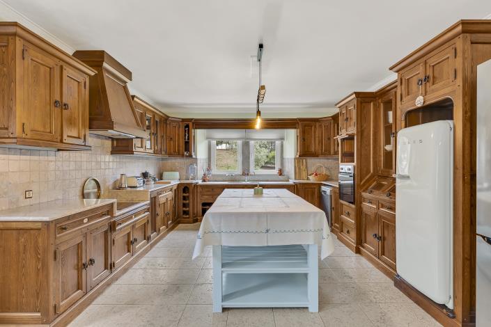 Image No.28-6 Bed Country House for sale