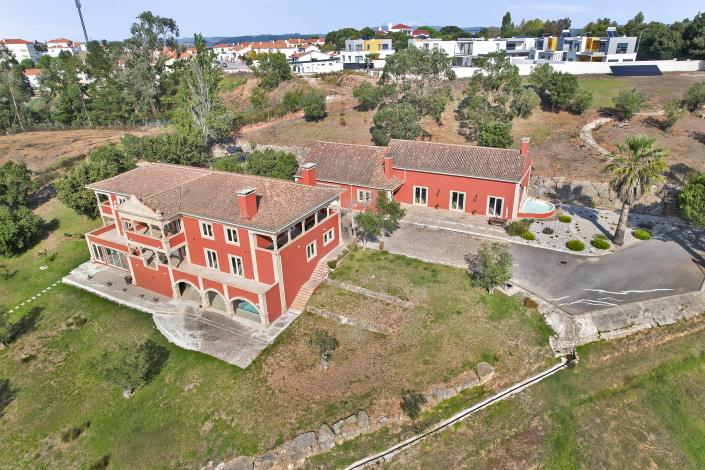 Image No.10-6 Bed Country House for sale