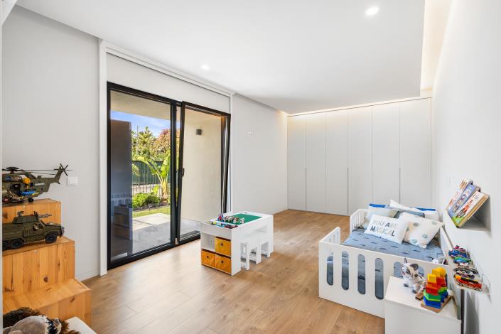 Image No.44-4 Bed House/Villa for sale