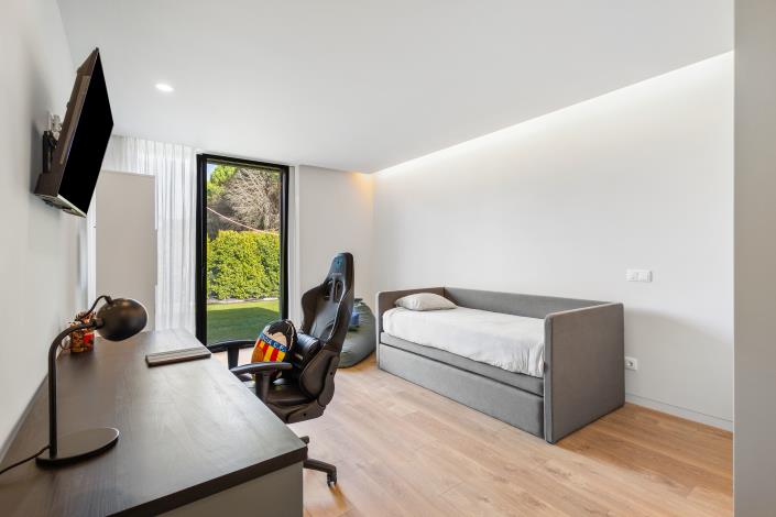 Image No.43-4 Bed House/Villa for sale