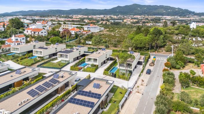 Image No.5-4 Bed House/Villa for sale