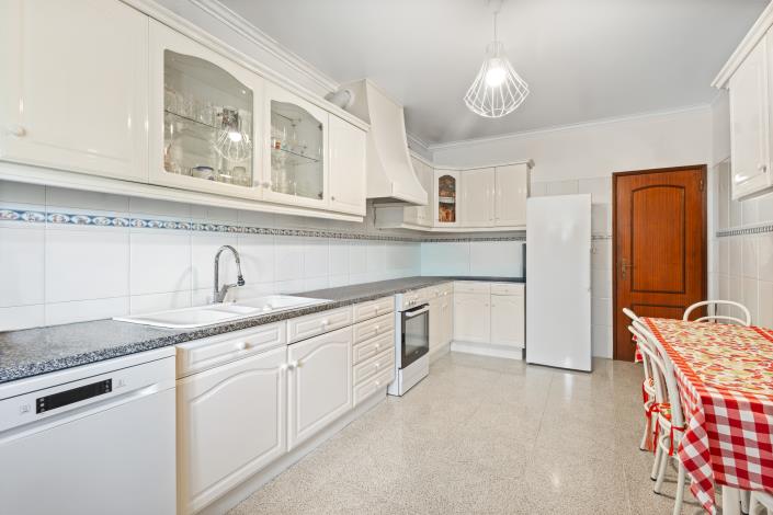 Image No.12-4 Bed House/Villa for sale