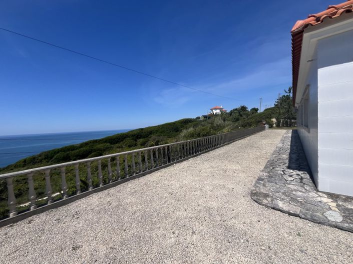 Image No.18-3 Bed Villa for sale