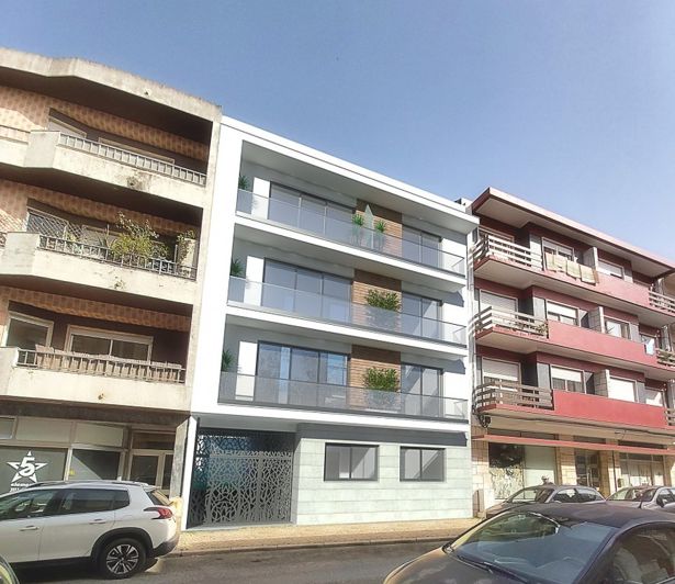 Image No.1-2 Bed Apartment for sale