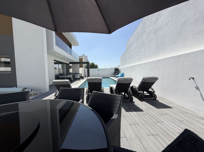 Image No.15-4 Bed Villa for sale