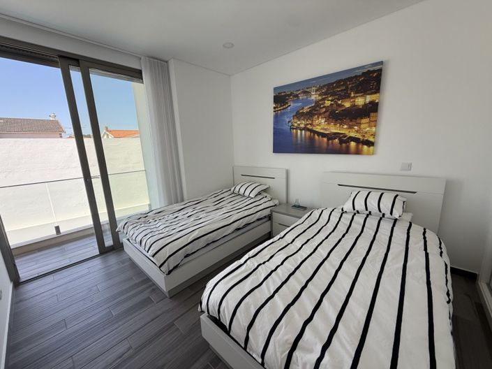 Image No.7-4 Bed Villa for sale