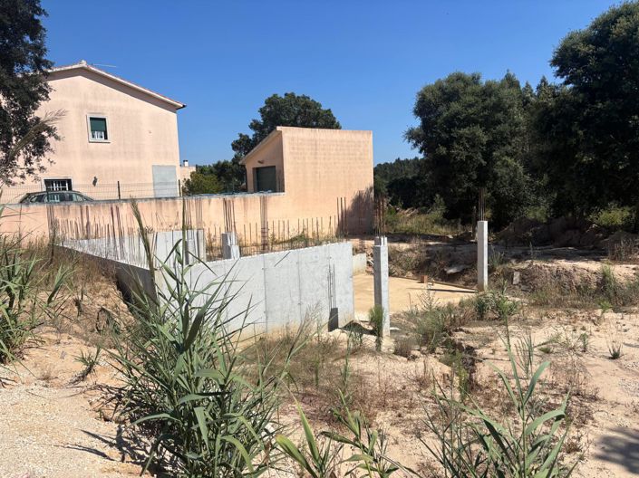 Image No.18-3 Bed Villa for sale