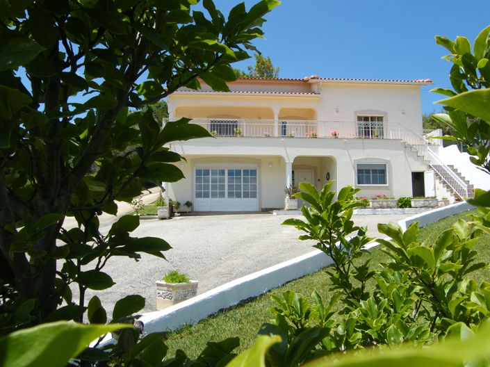 Image No.1-4 Bed Villa for sale