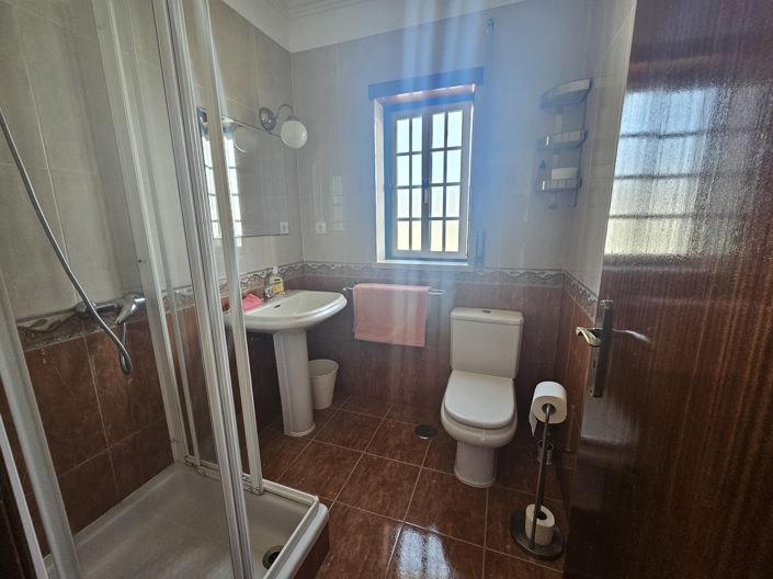 Image No.11-4 Bed Villa for sale