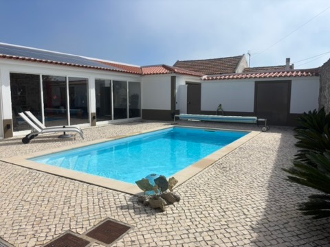 Image No.1-3 Bed Villa for sale