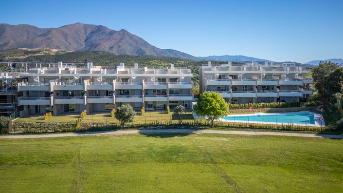 Image No.1-3 Bed Property for sale